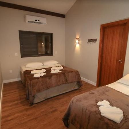 Suites Novas No Coracao De Bonito ボニート エクステリア 写真