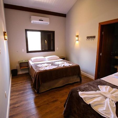 Suites Novas No Coracao De Bonito ボニート エクステリア 写真